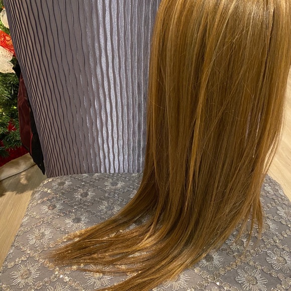 Blonde golden brown straight layer wig - Picture 7 of 10